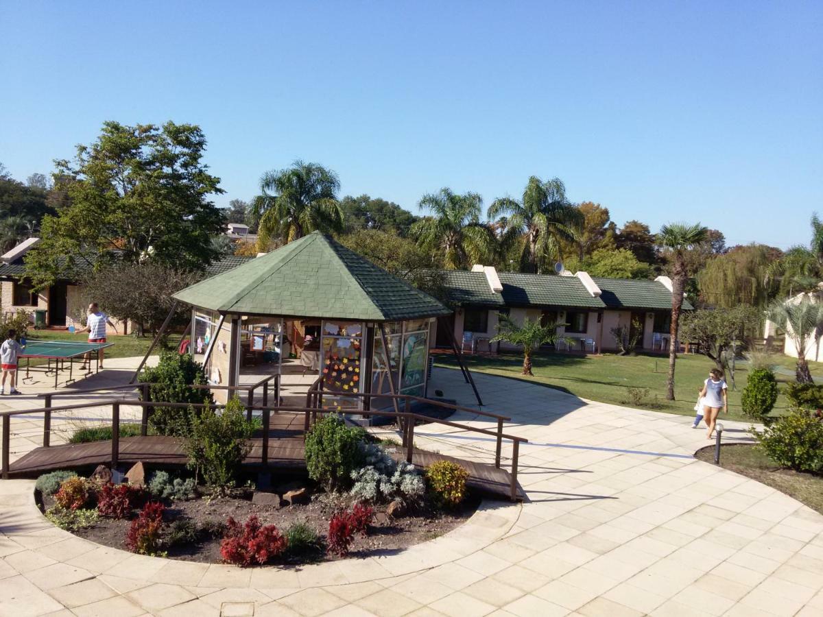 Arapey Oasis Termal Hotel Termas del Arapey Bagian luar foto